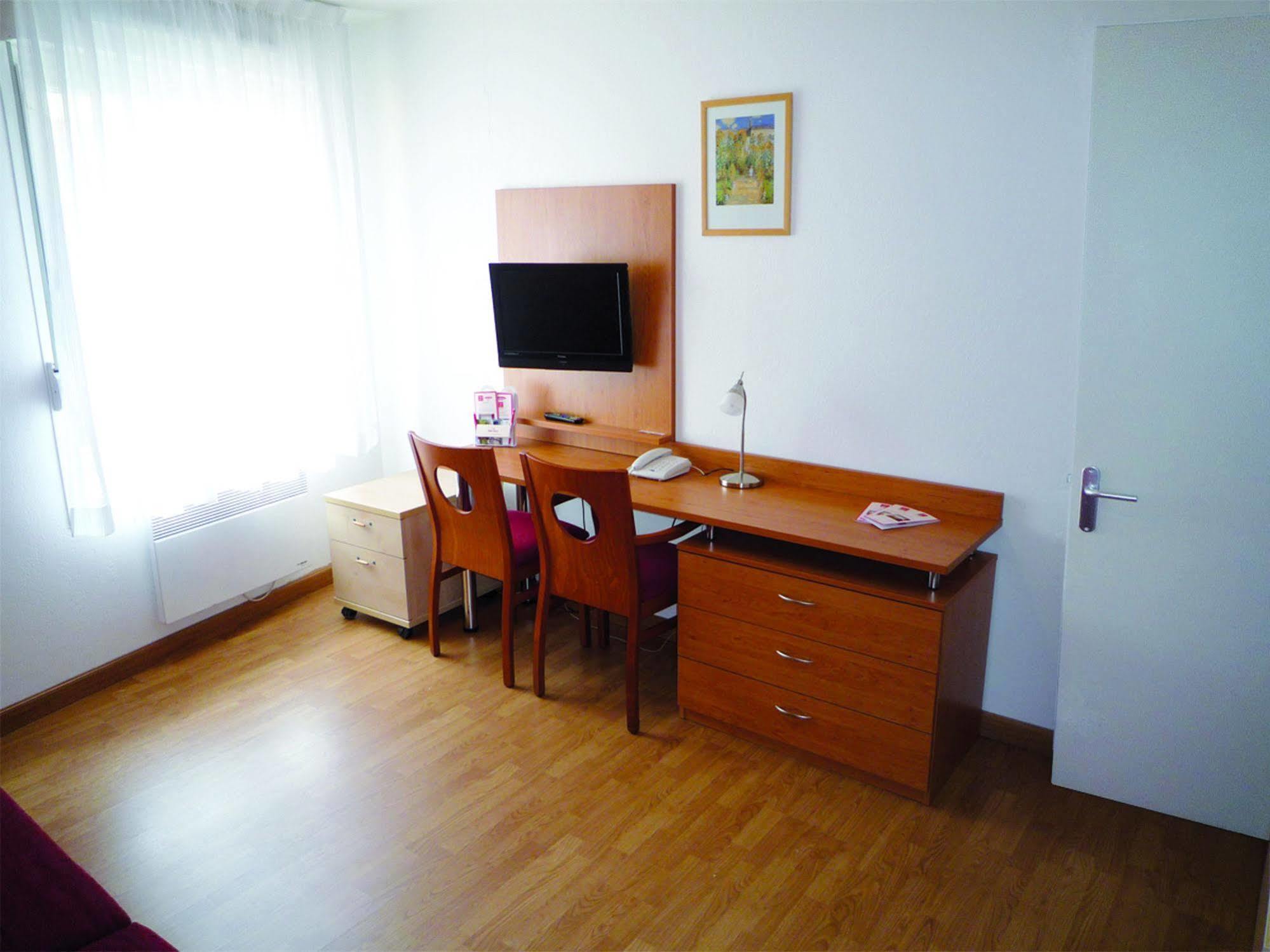 Sejours & Affaires Saint Etienne Jules Ferry Aparthotel Kültér fotó