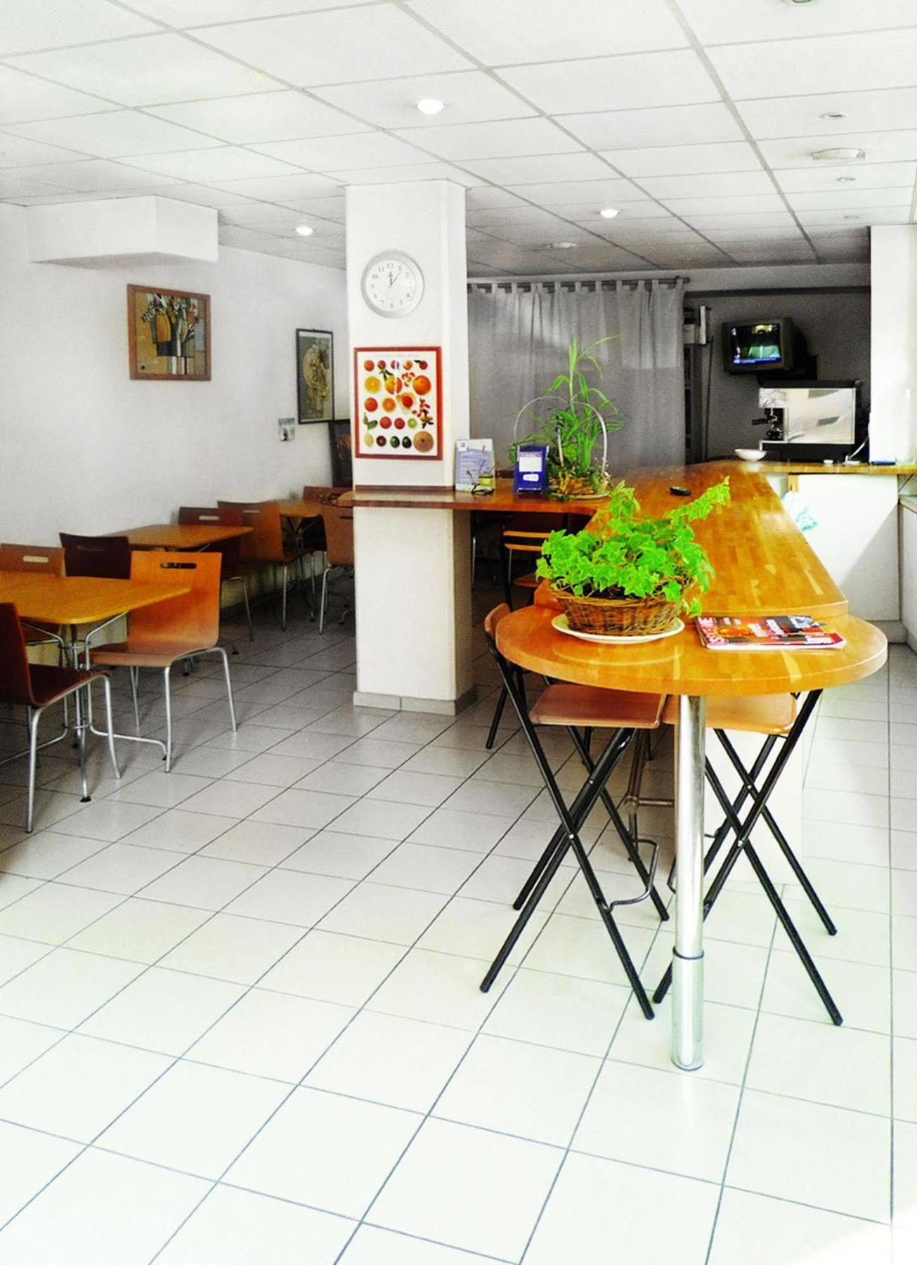 Sejours & Affaires Saint Etienne Jules Ferry Aparthotel Kültér fotó