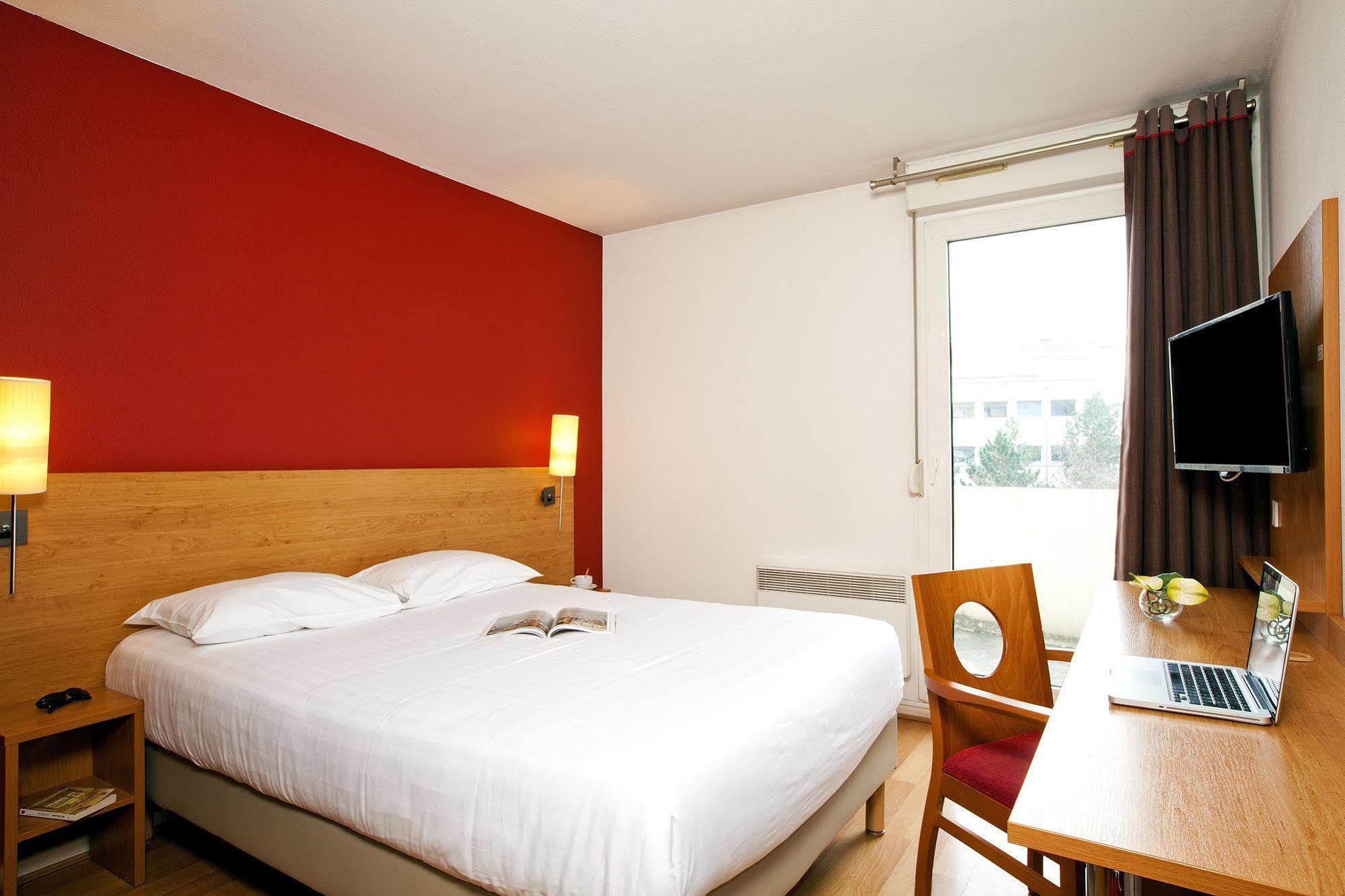 Sejours & Affaires Saint Etienne Jules Ferry Aparthotel Kültér fotó